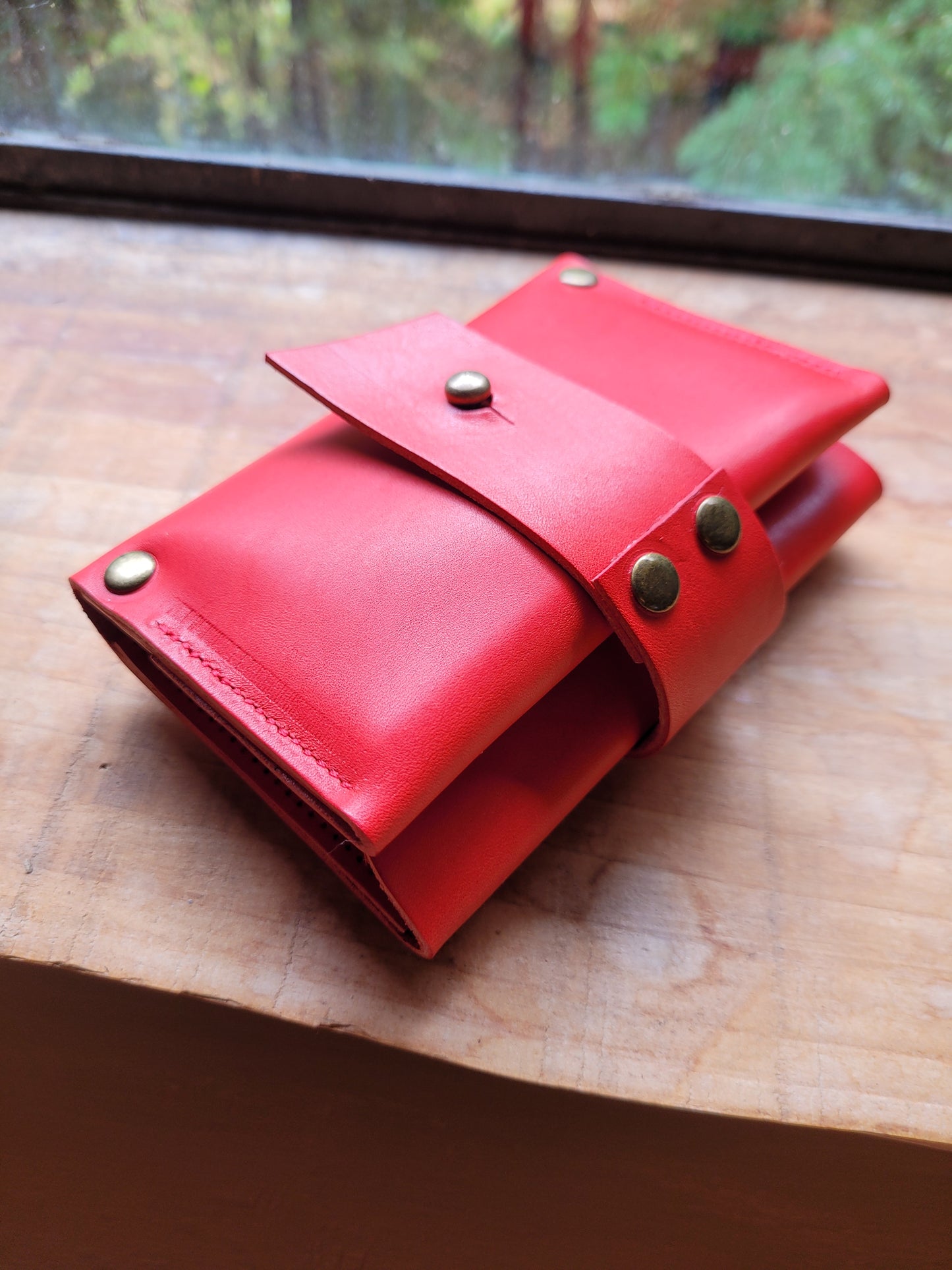 WELA Wallet. View Stock.