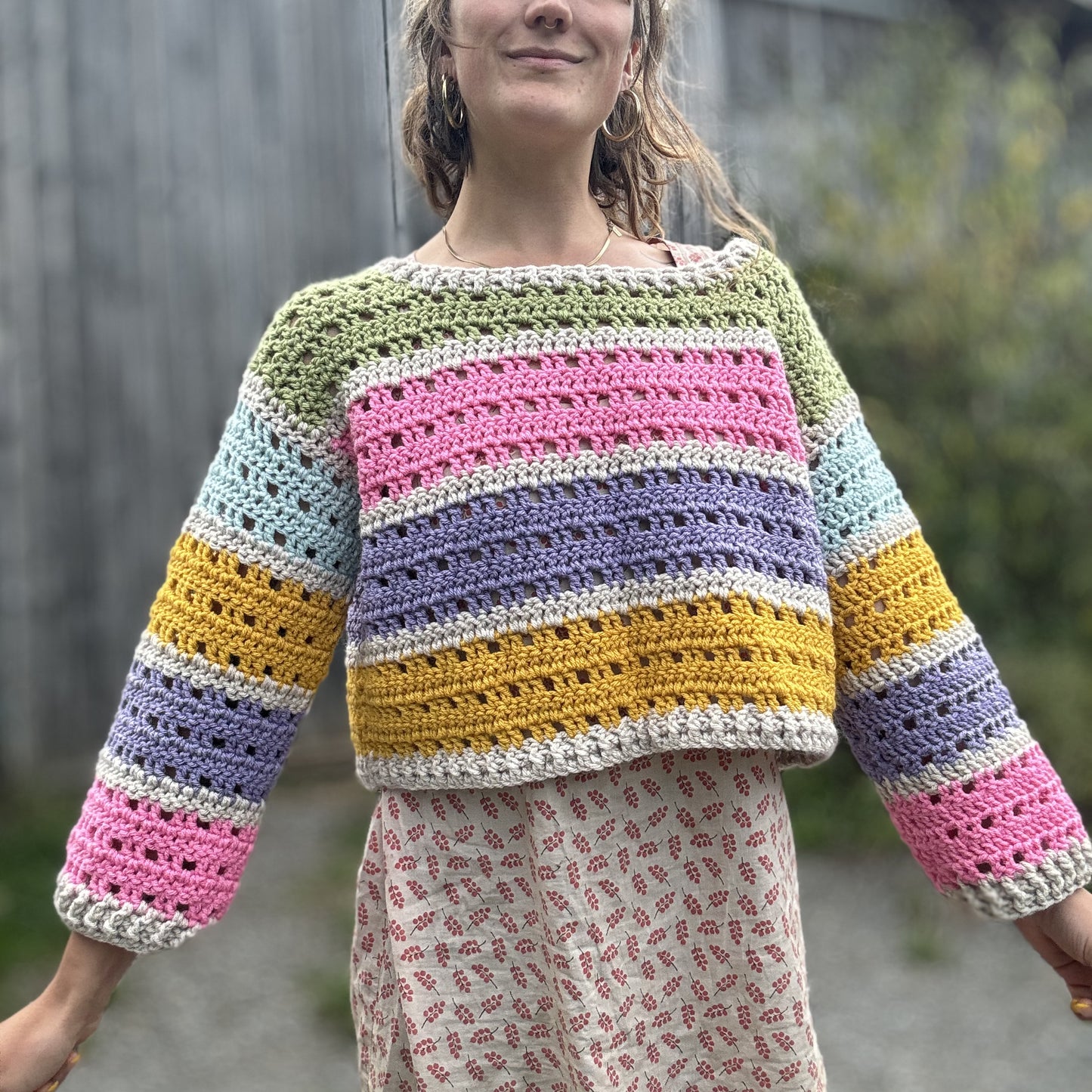 BOXY Crop Jumper. 4967