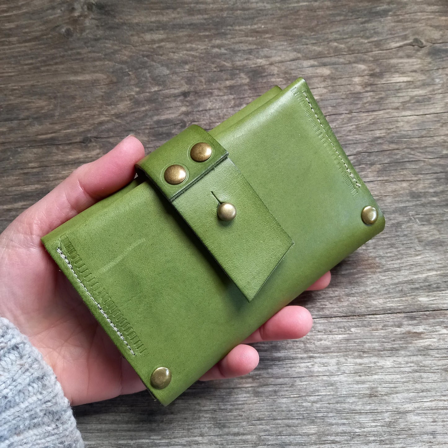 WELA Wallet. View Stock.