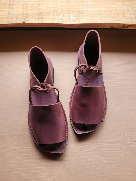 UK 5. FLITTLE Sandal. No.5009. Vibram Heel.