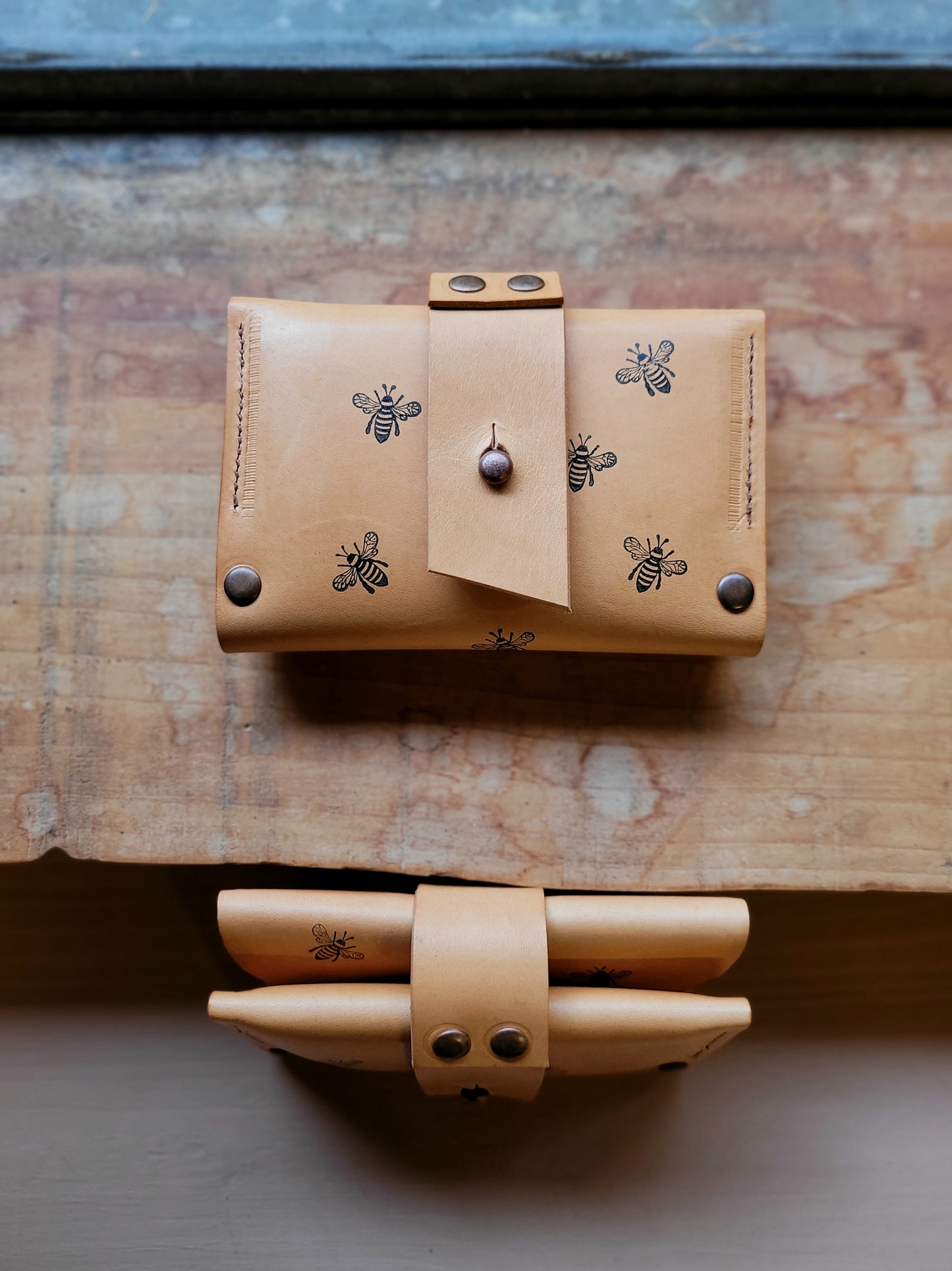 WELA Wallet. View Stock.