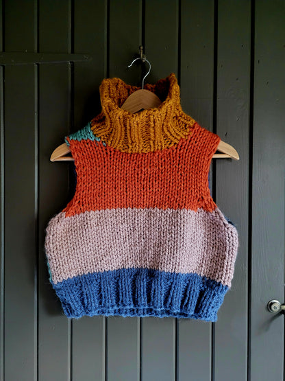 VEST Roll Neck. Super Chunky. View Stock.