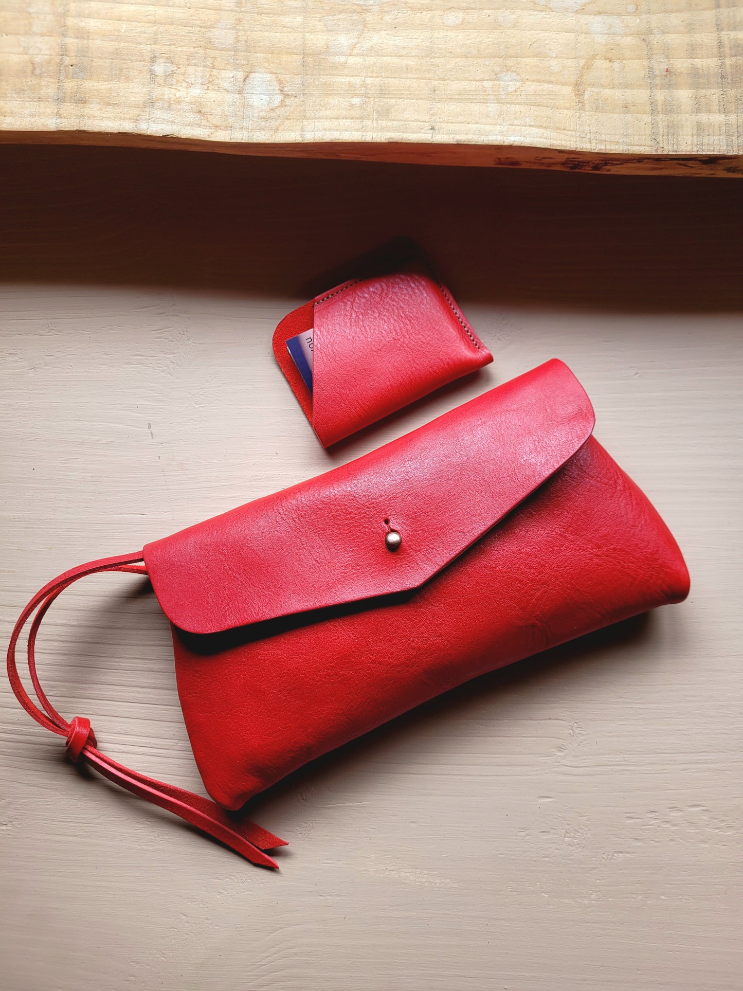 DOROTHY Clutch. Heritage. Made to Order.