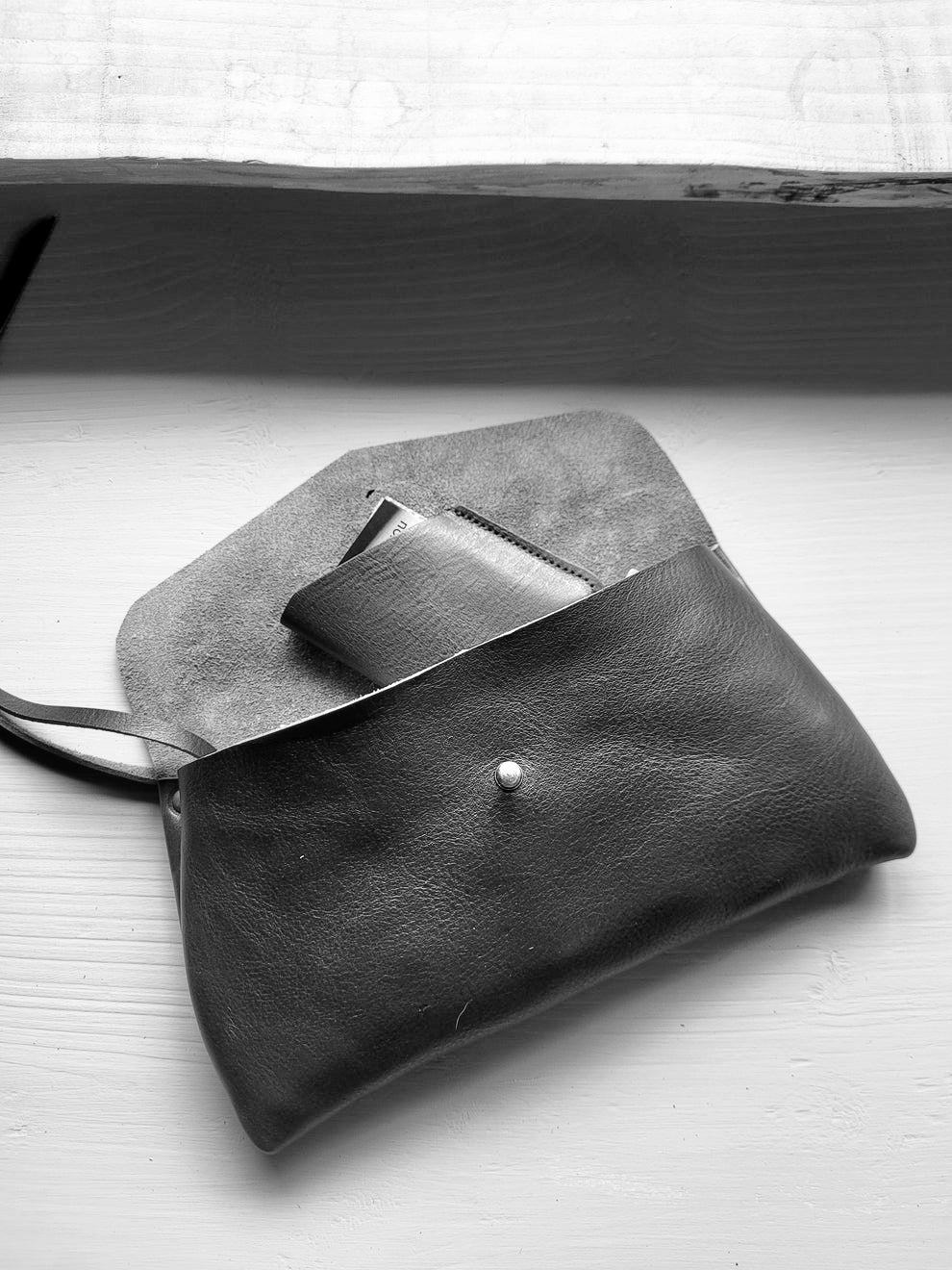 DOROTHY Clutch. Heritage. Made to Order.