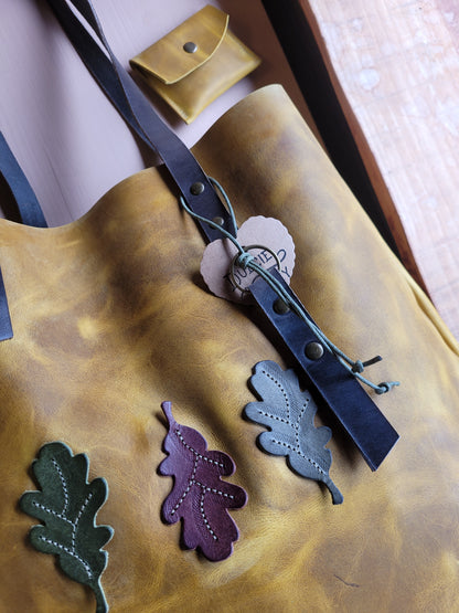 MAY Bag. Green Ochre. Oak Leaves. No.5181