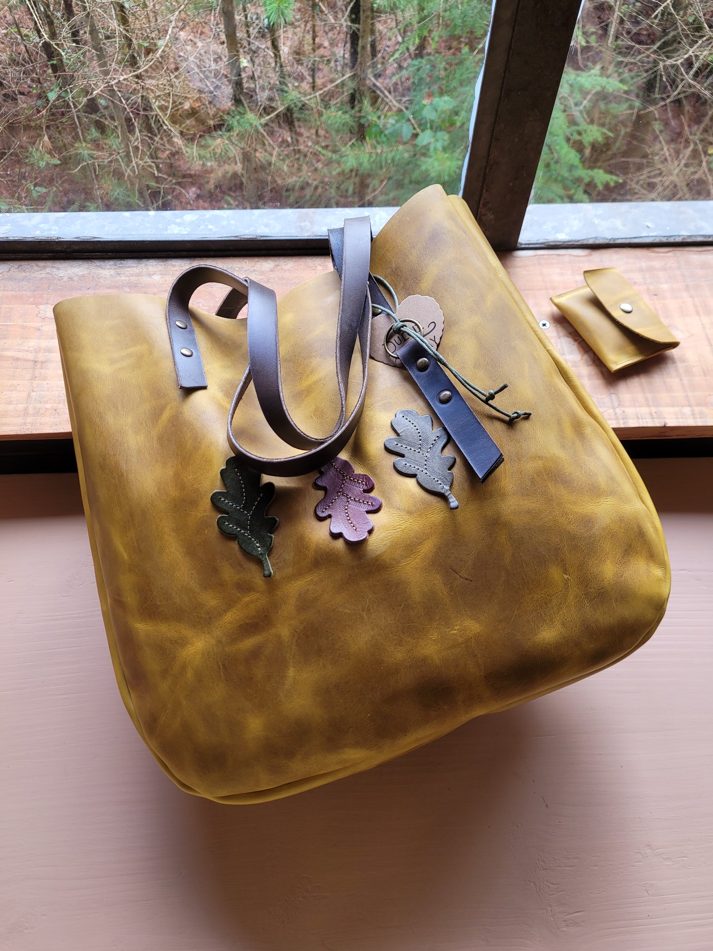 MAY Bag. Green Ochre. Oak Leaves. No.5181