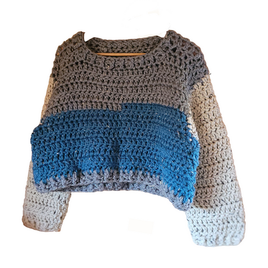 BOXY Crop Jumper. 5045