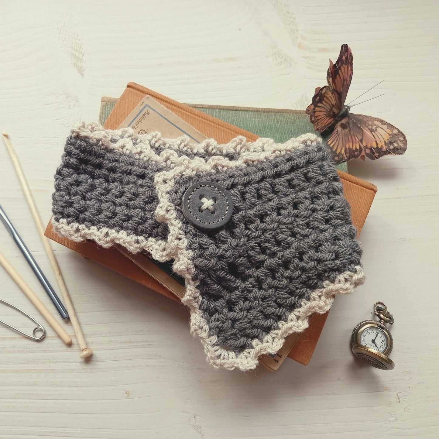 CONNIE Collar. Various Colours.